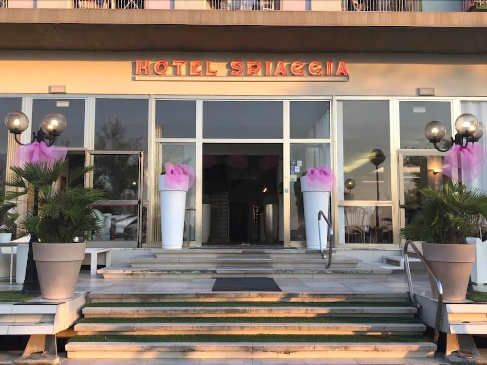 Hotel Spiaggia Cattolica Luaran gambar